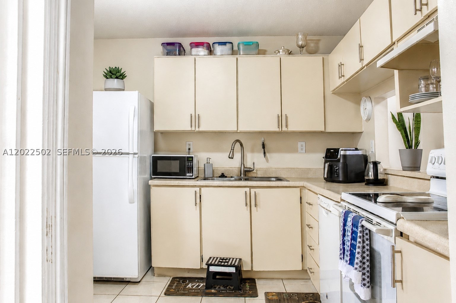 9880 Hammocks Blvd 101-43 Property Photo 6