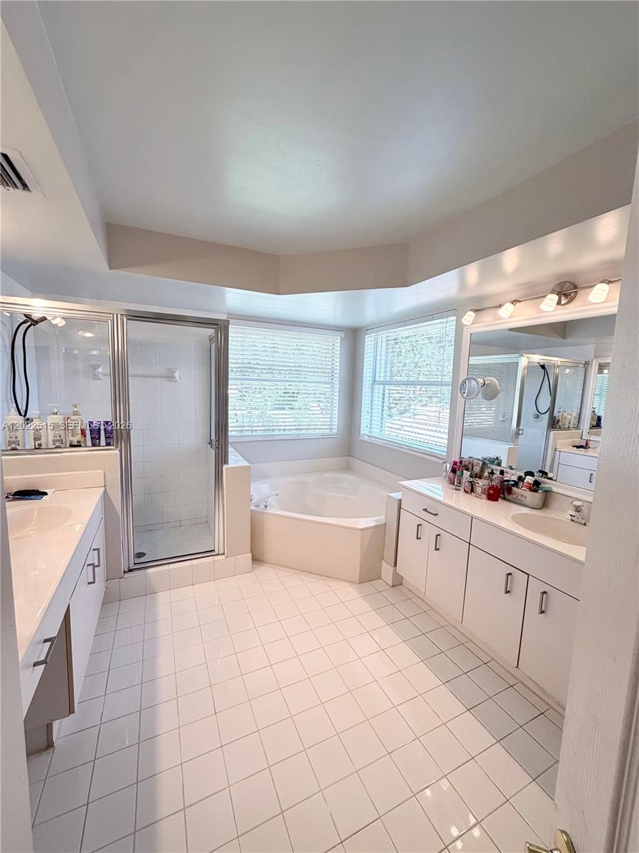 4020 Sapphire Cv Property Photo 20