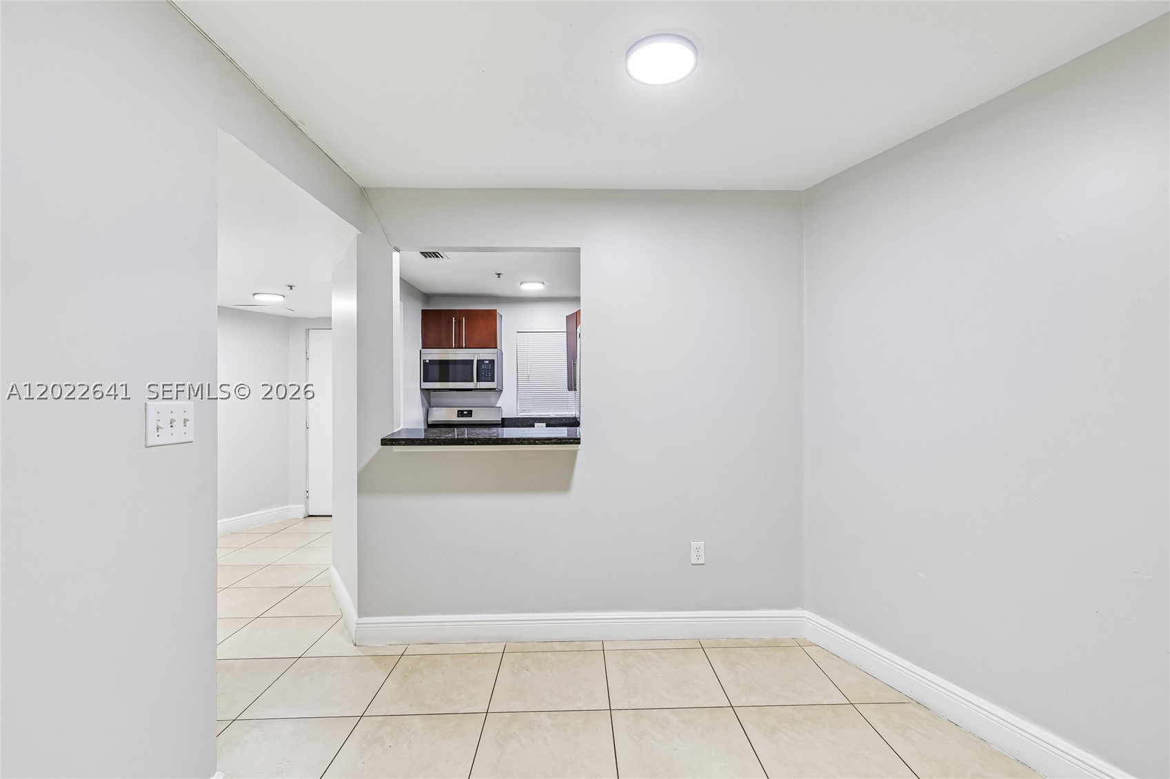 4147 Stirling Rd 105 Property Photo 9