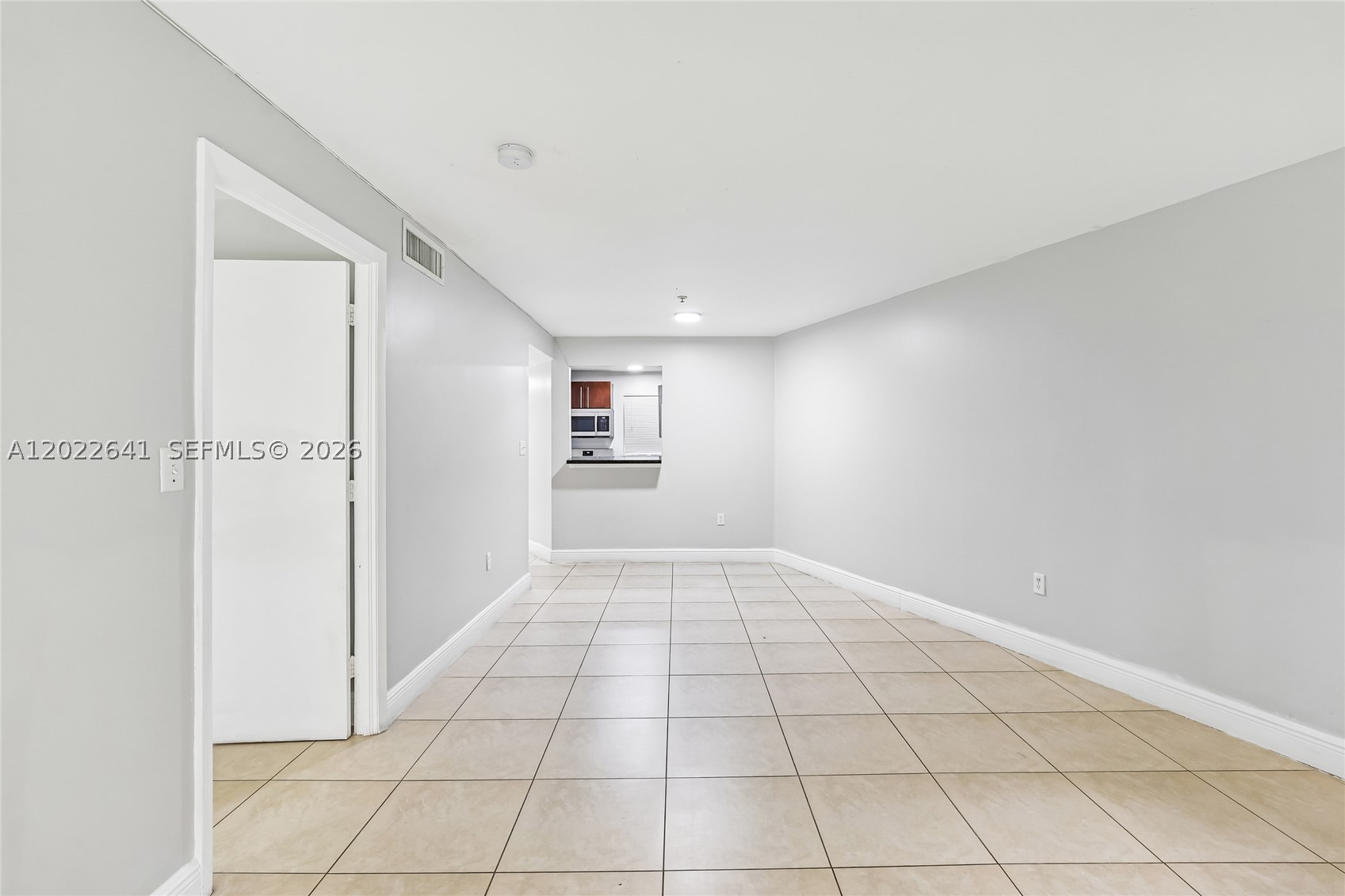 4147 Stirling Rd 105 Property Photo 10