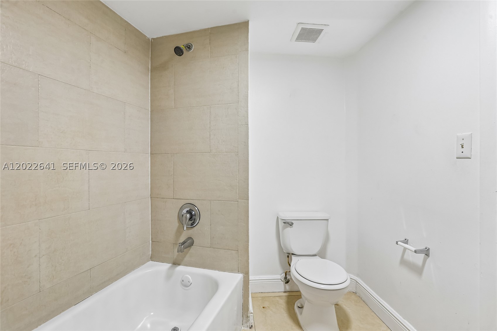 4147 Stirling Rd 105 Property Photo 22