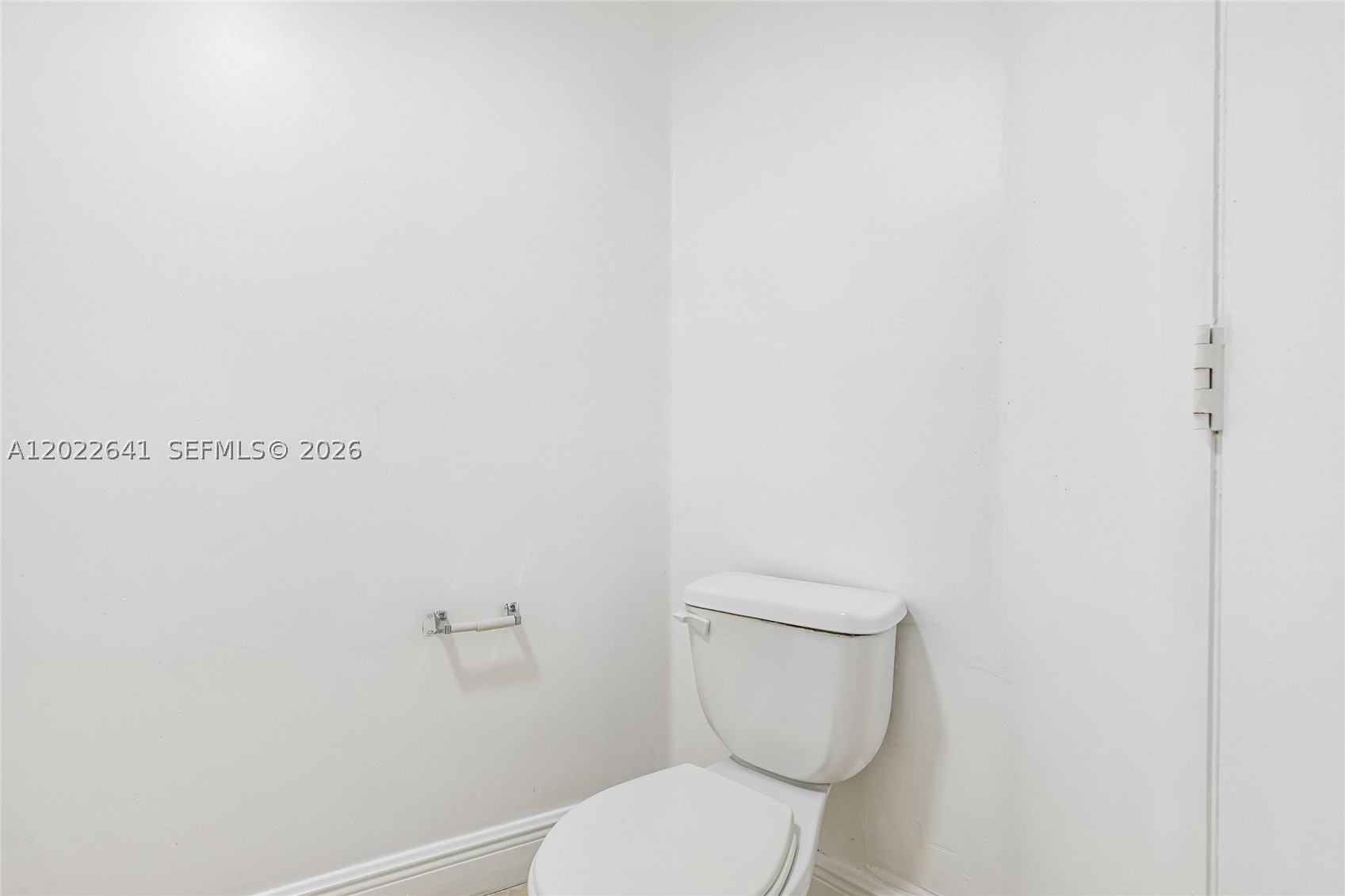 4147 Stirling Rd 105 Property Photo 24