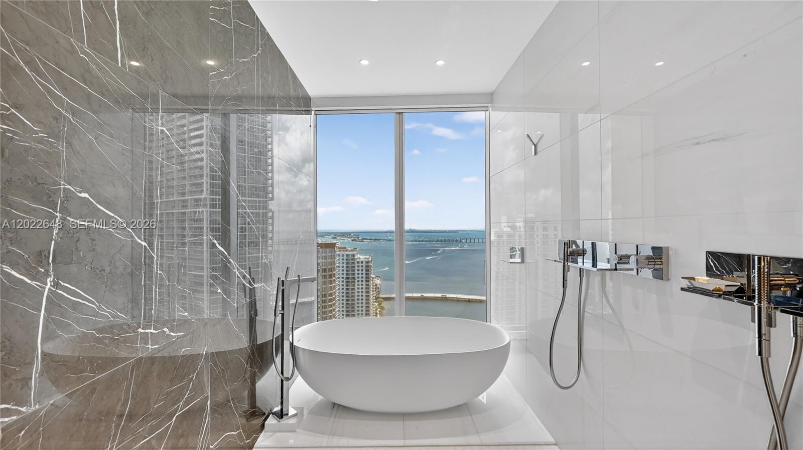 300 Biscayne Blvd Way 3604 Property Photo 34