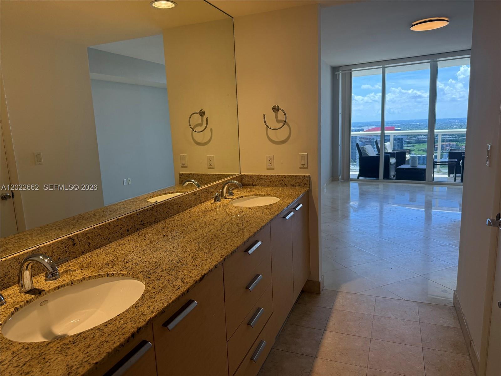1850 S Ocean Dr 4009 Property Photo 11