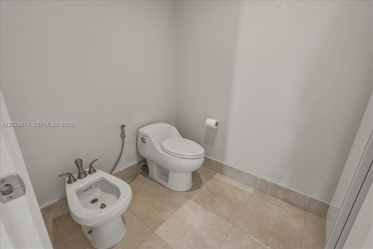 3301 Ne 183rd St 2101 Property Photo 13