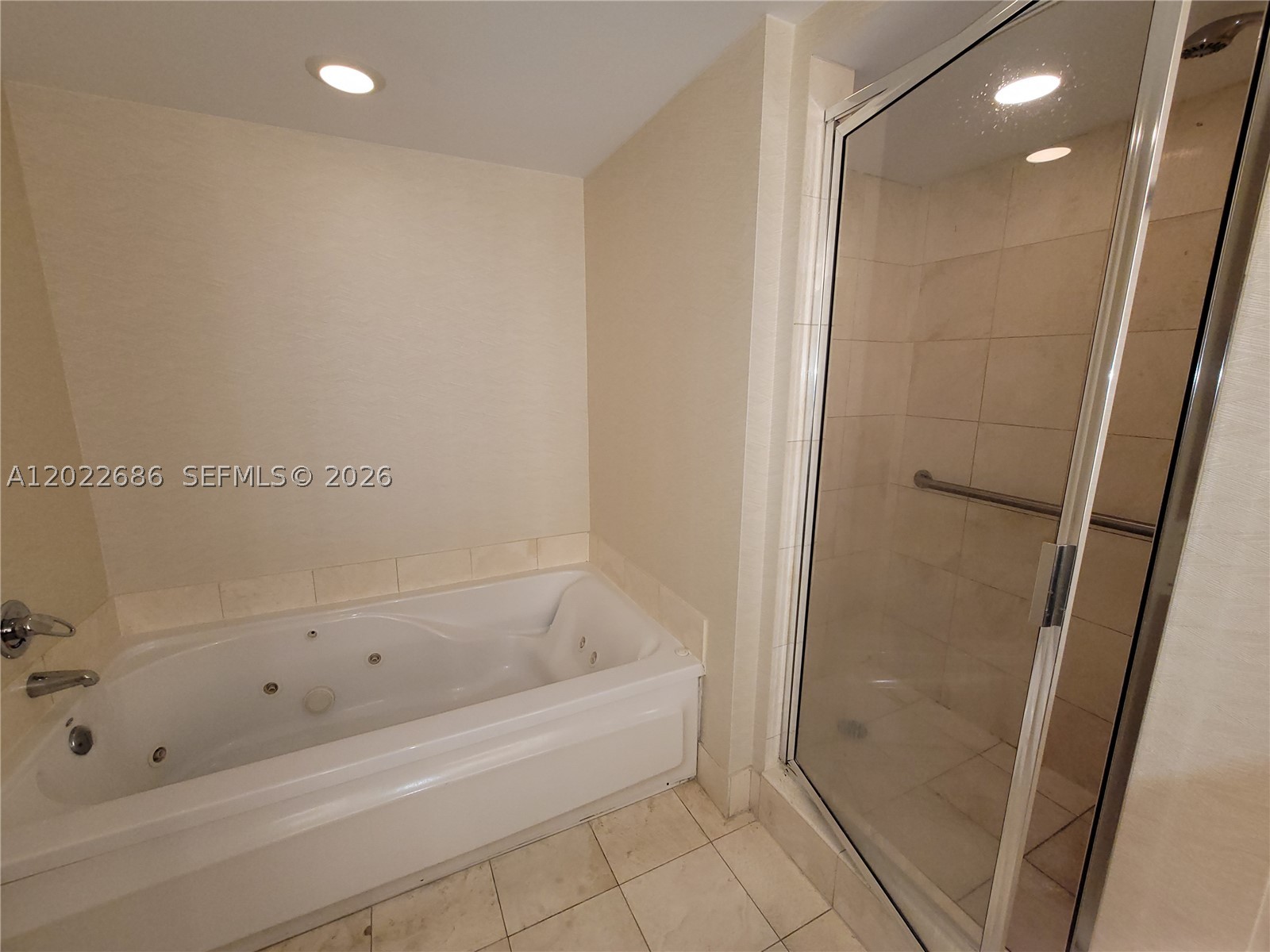 17375 Collins Ave 1007 Property Photo 10
