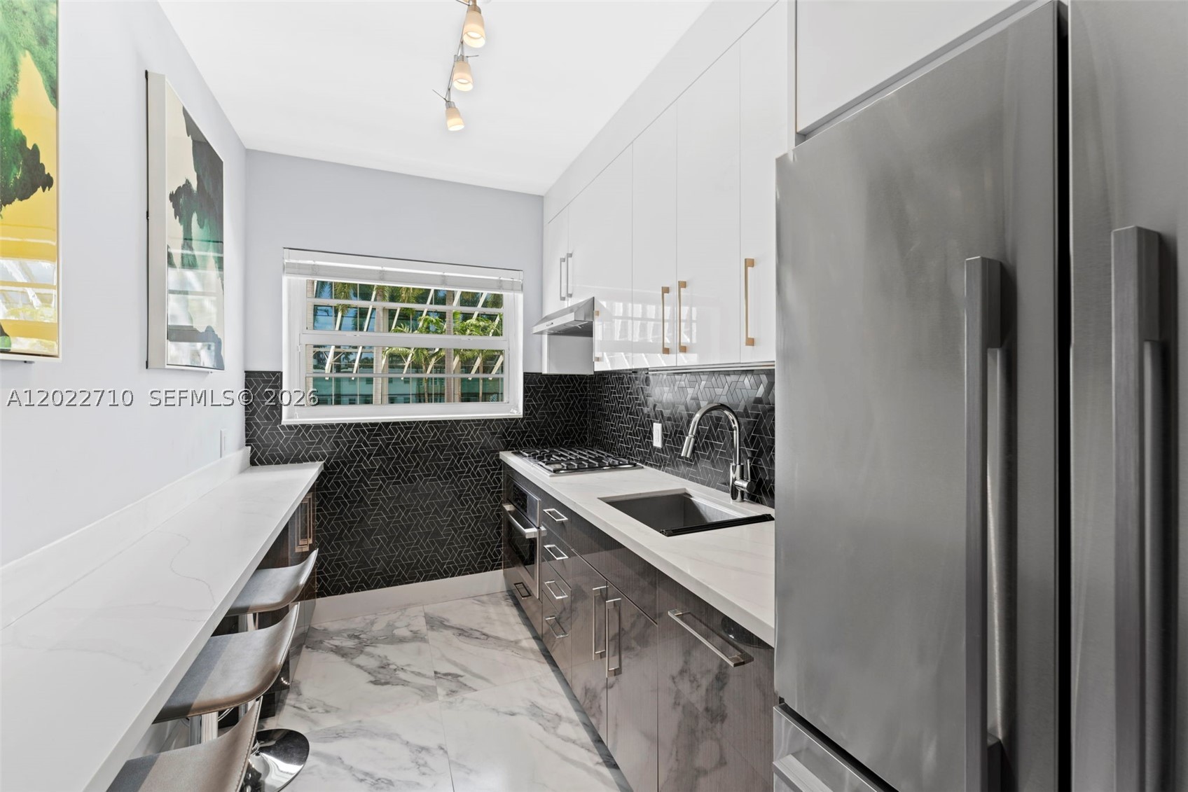 1925 Washington Ave 16 Property Photo 11