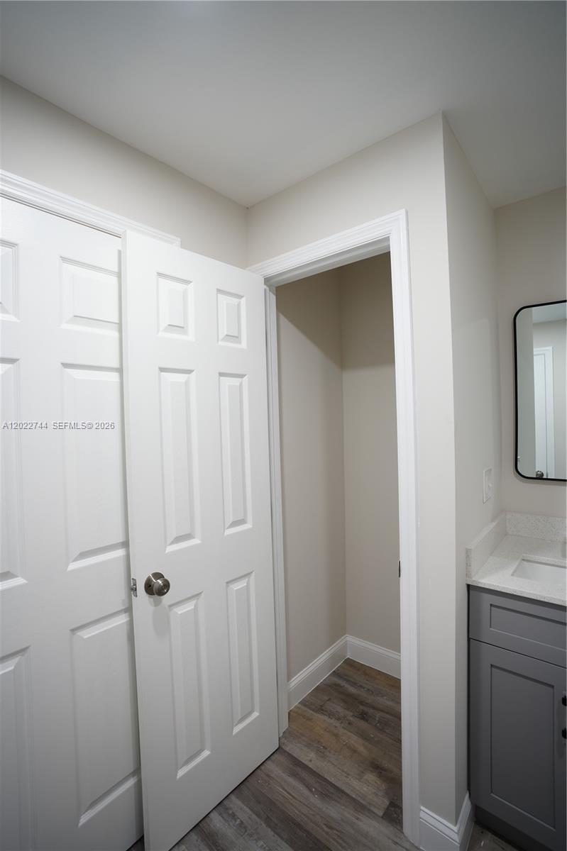 2573 Conroy Dr Property Photo 25
