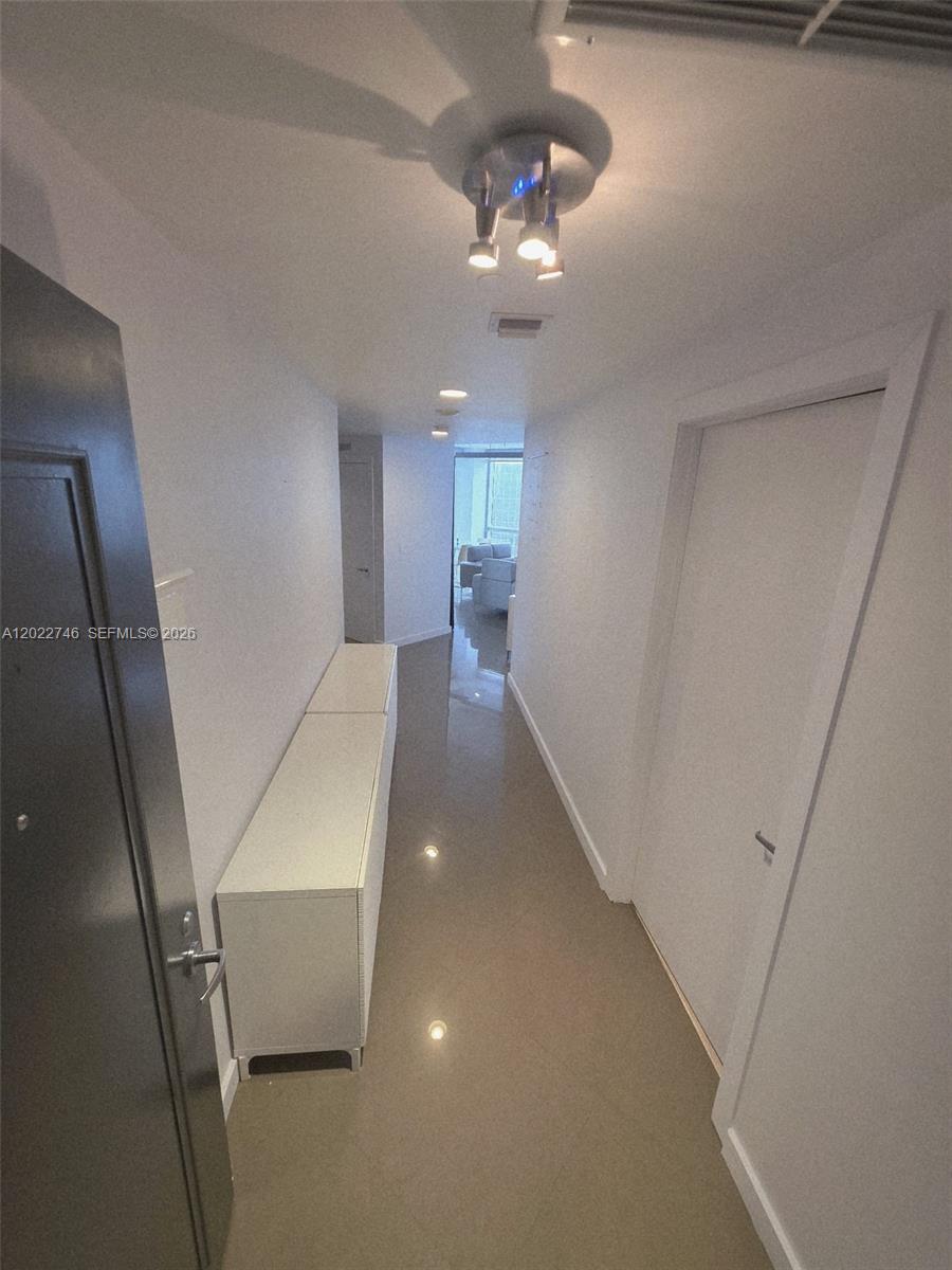 1060 Brickell Ave 2201 Property Photo 12