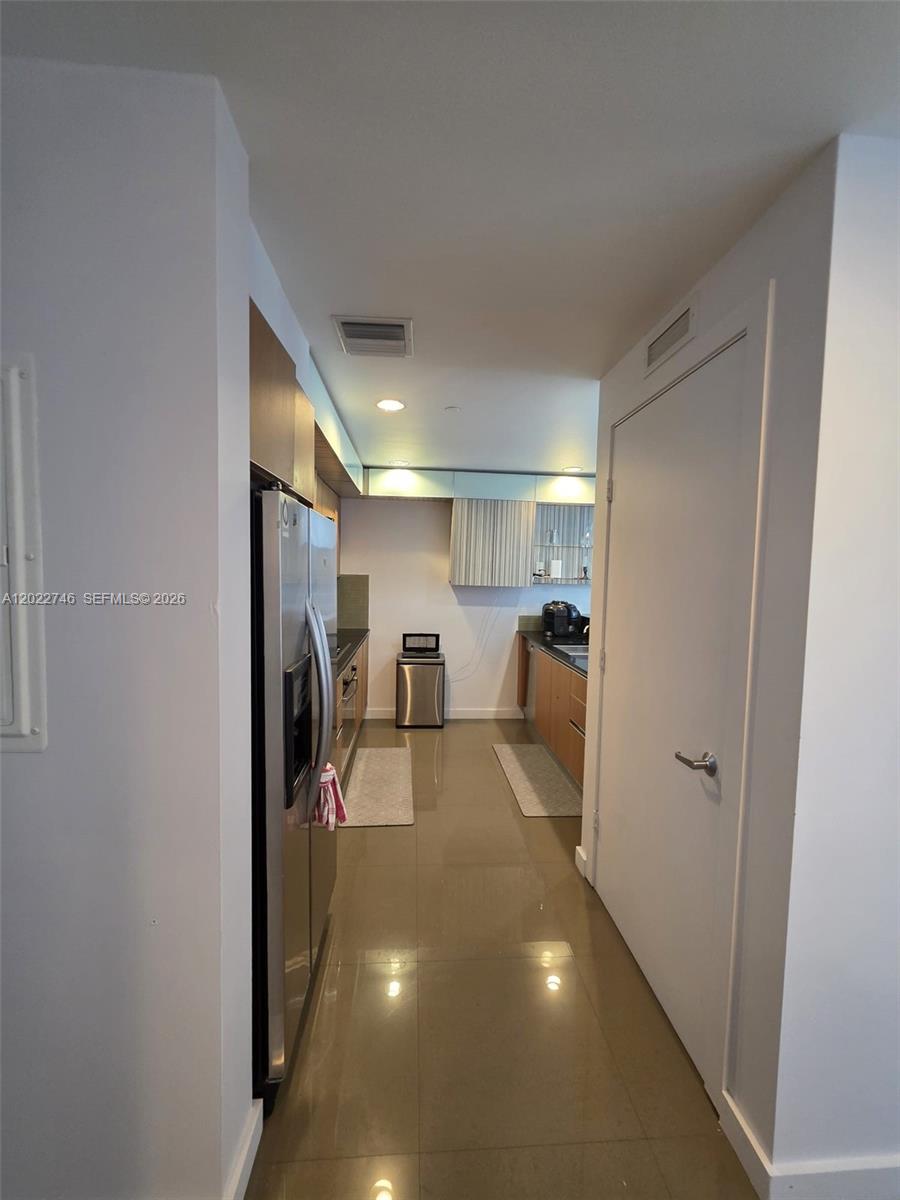 1060 Brickell Ave 2201 Property Photo 16