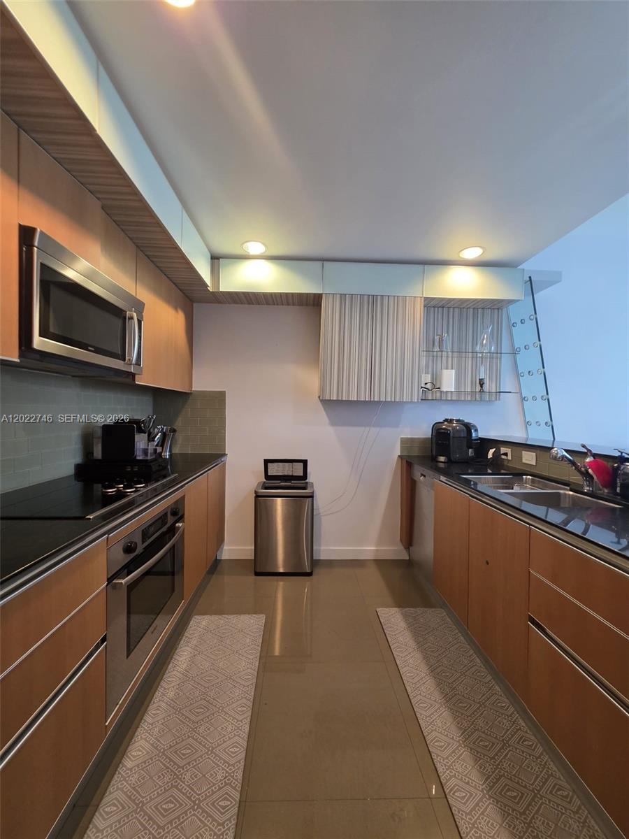 1060 Brickell Ave 2201 Property Photo 18