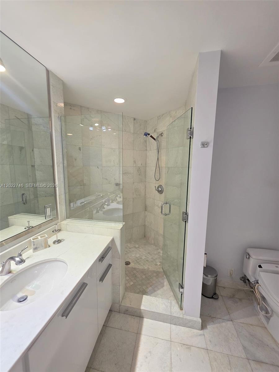 1060 Brickell Ave 2201 Property Photo 26