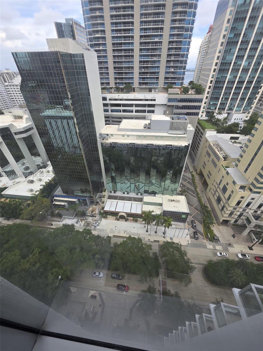 1060 Brickell Ave 2201 Property Photo 34