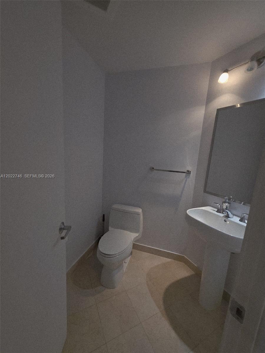 1060 Brickell Ave 2201 Property Photo 35