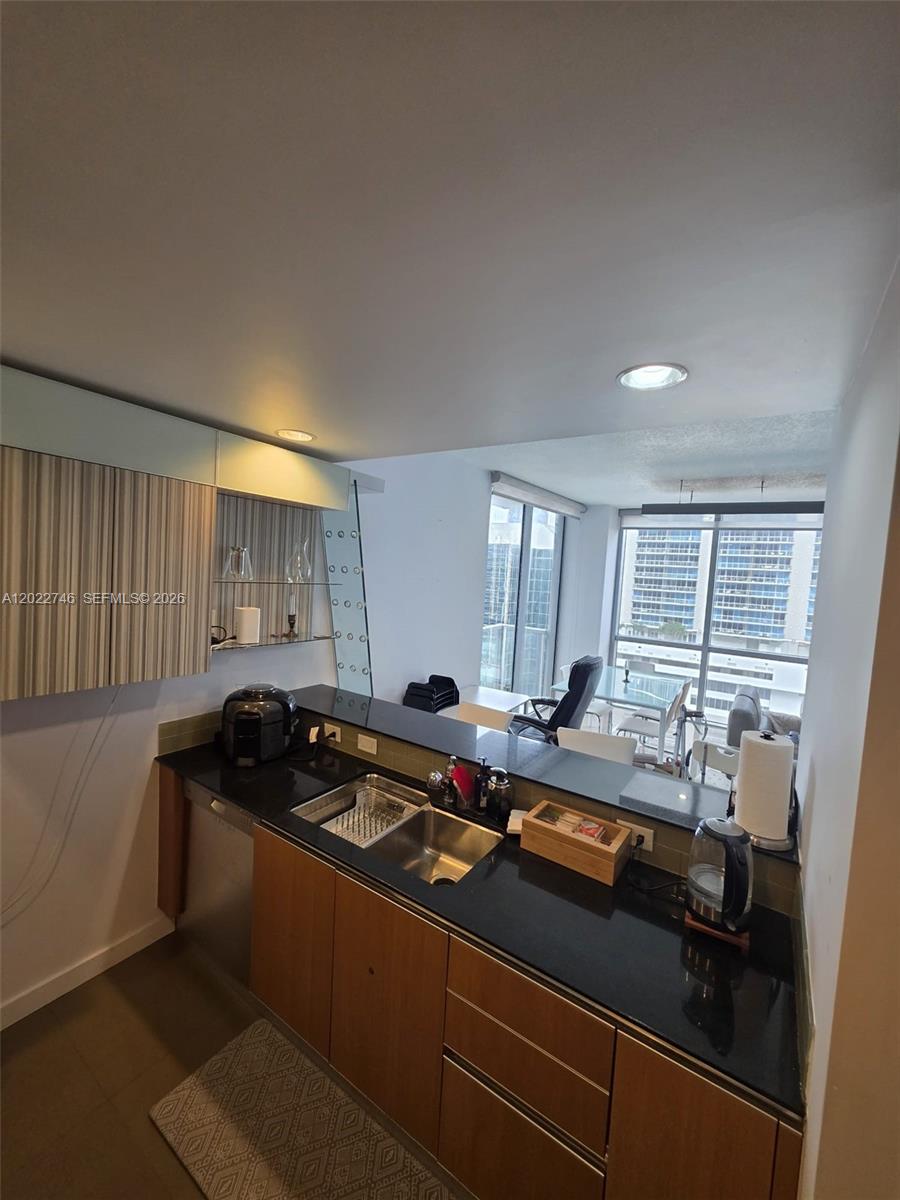 1060 Brickell Ave 2201 Property Photo 45
