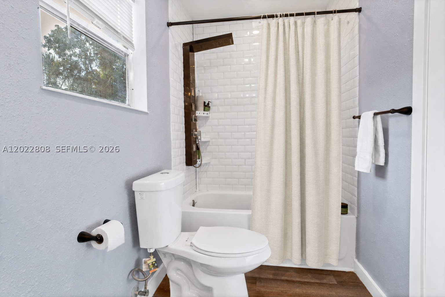 2501 Nw 30th Way Property Photo 9