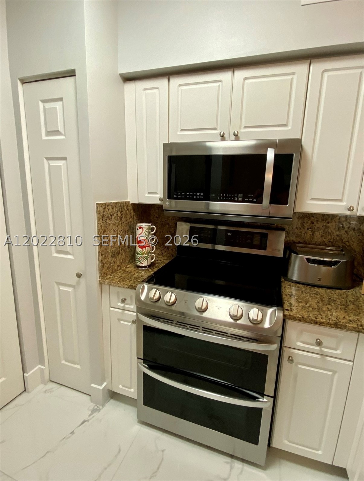 17125 N Bay Rd 3609 Property Photo 11
