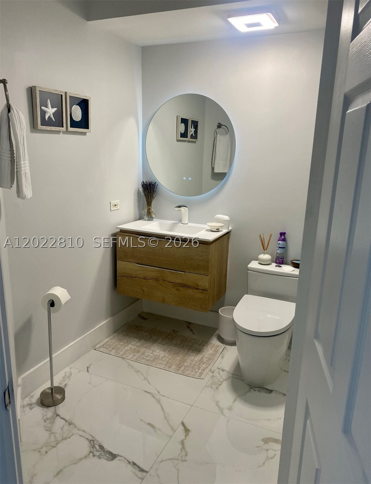 17125 N Bay Rd 3609 Property Photo 23