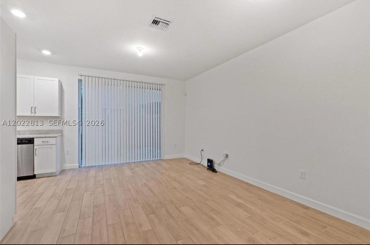 2474 Se 10th Ct Property Photo 10