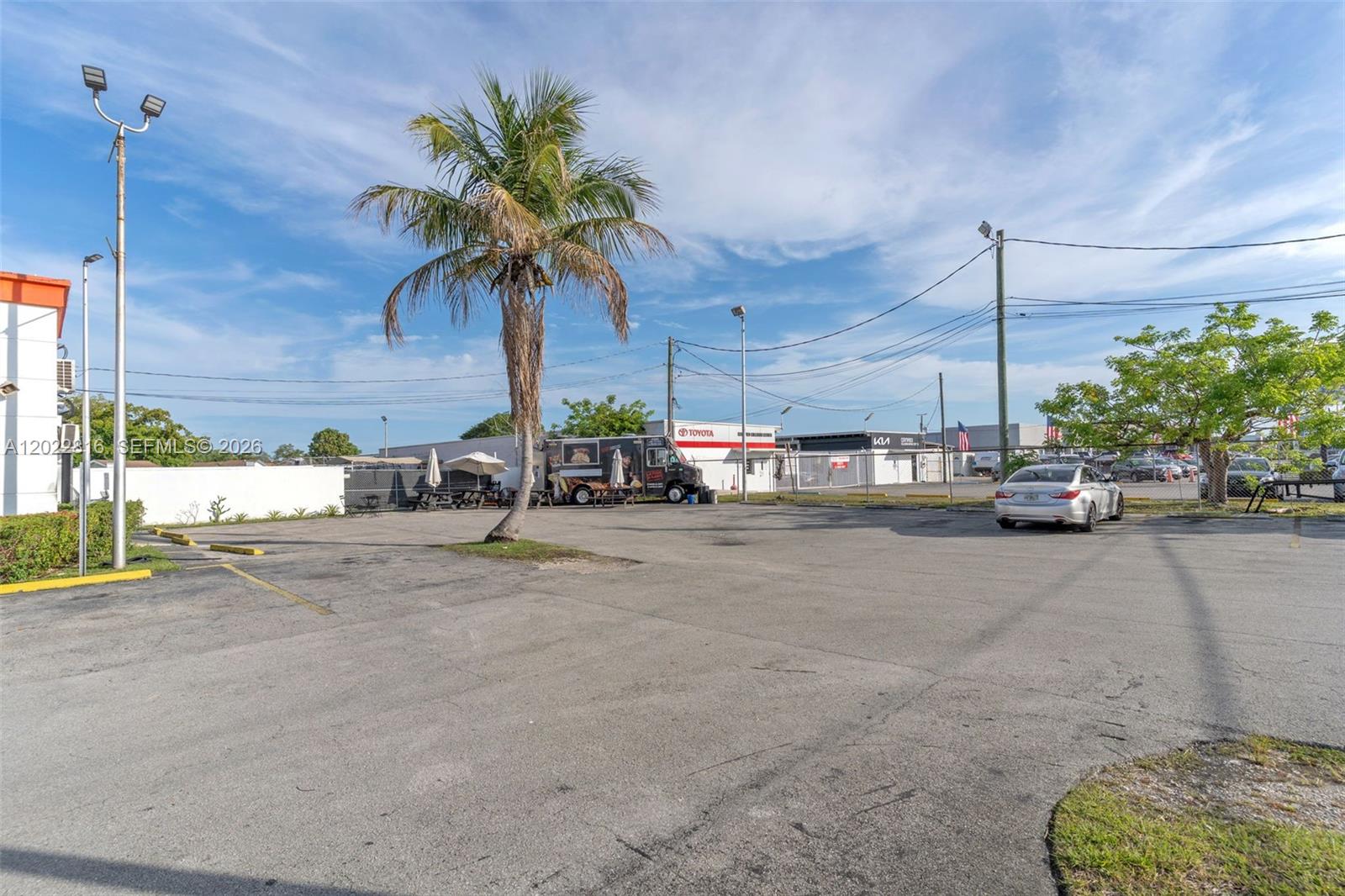 30005 S Dixie Highway Property Photo 3