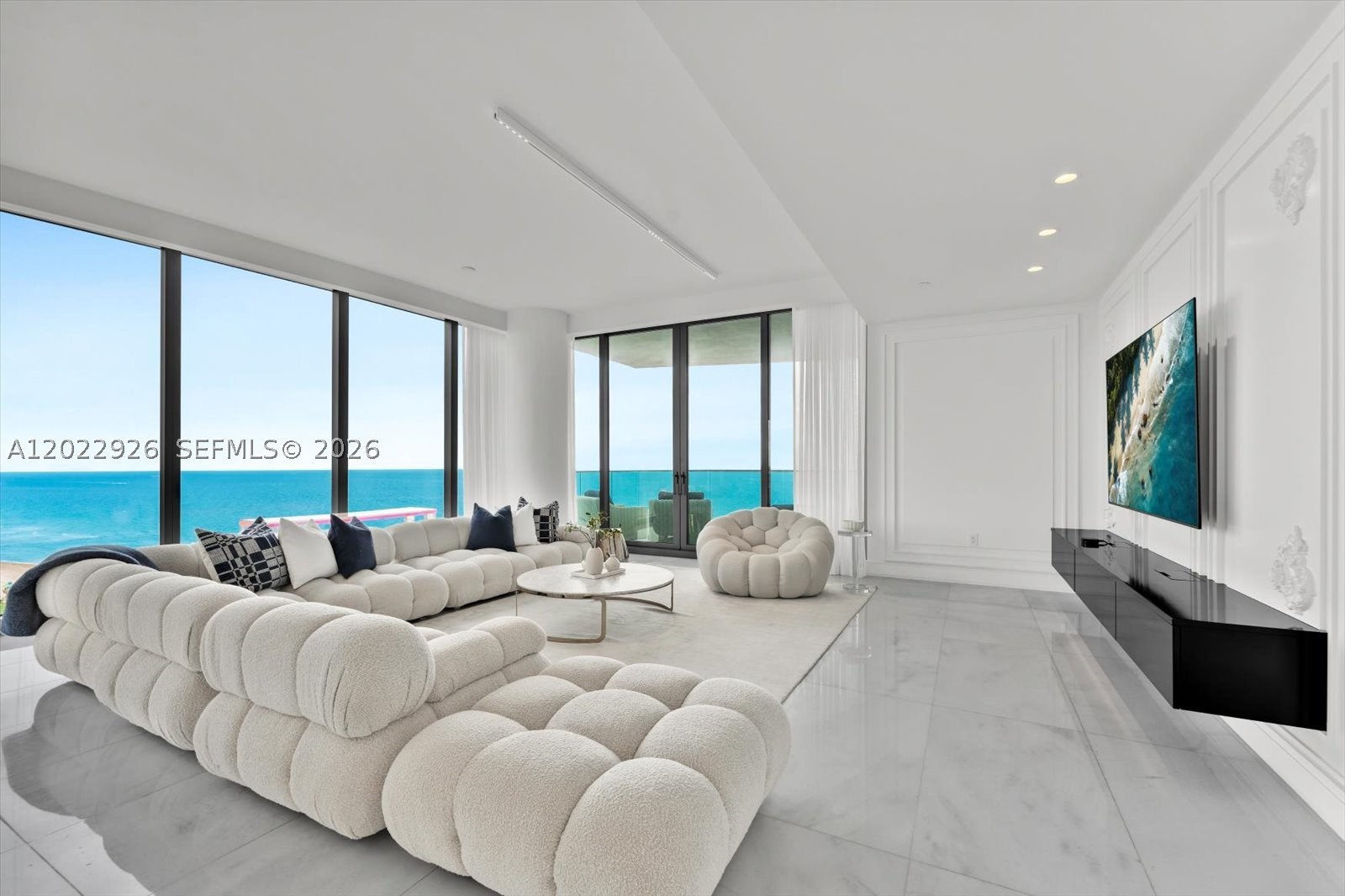 17901 Collins Ave 1801 Property Photo 3