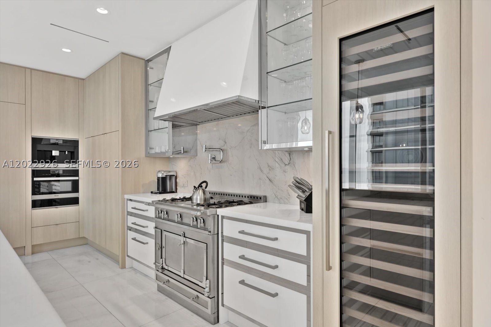 17901 Collins Ave 1801 Property Photo 15