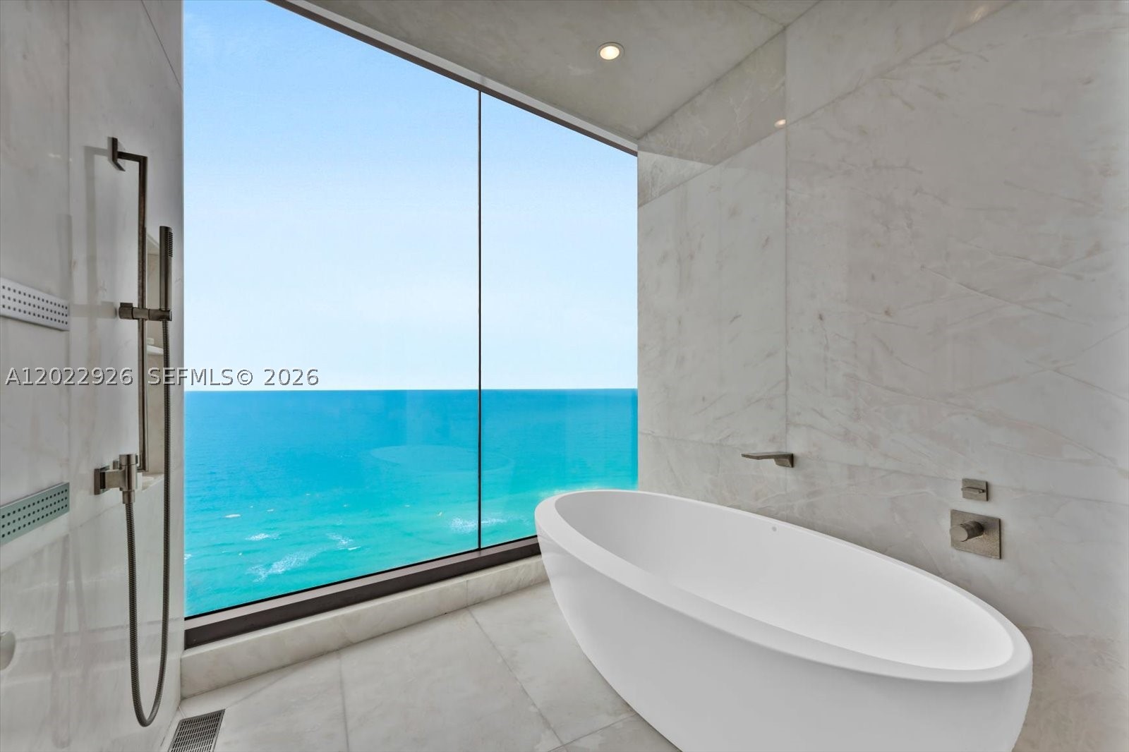 17901 Collins Ave 1801 Property Photo 25