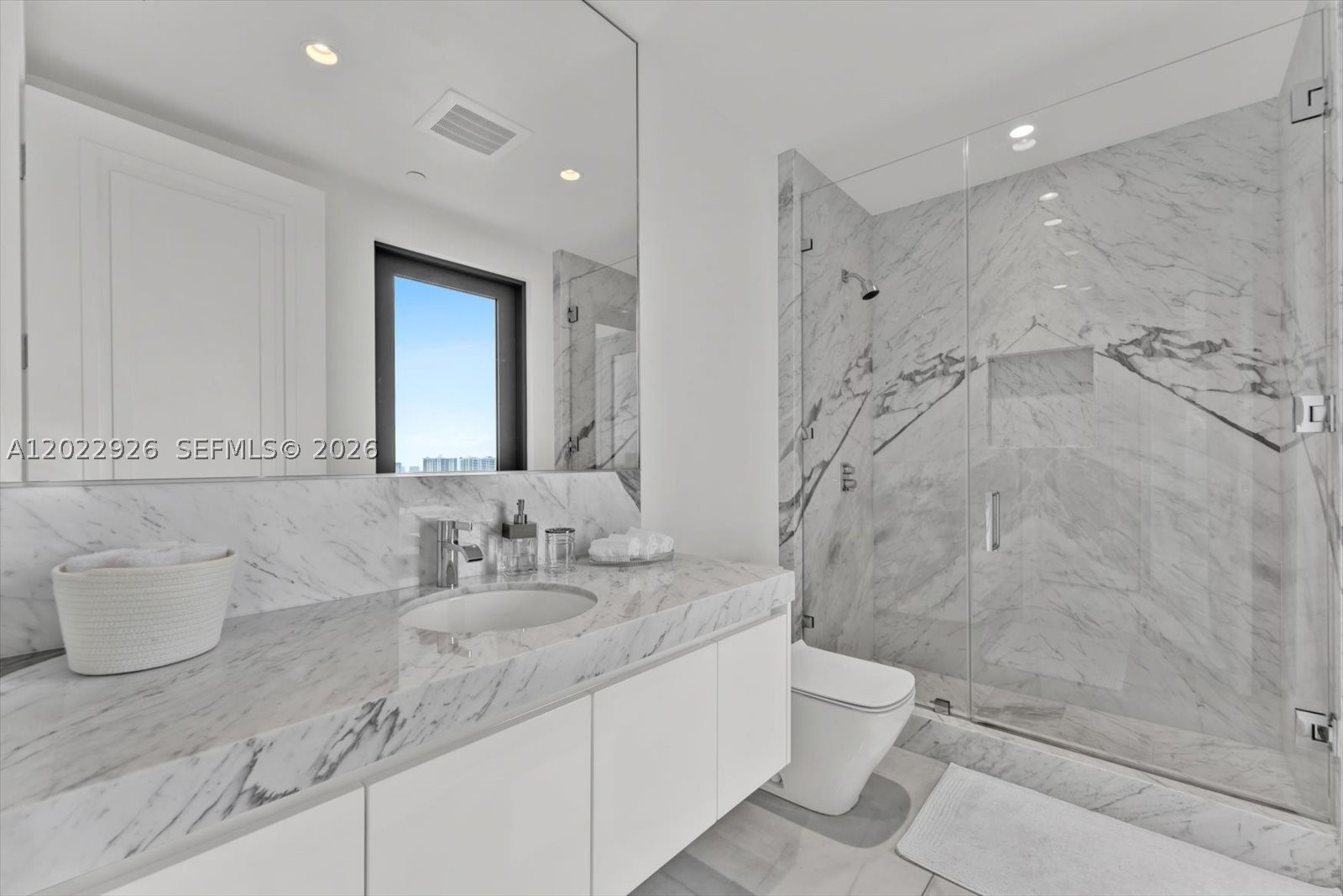17901 Collins Ave 1801 Property Photo 34
