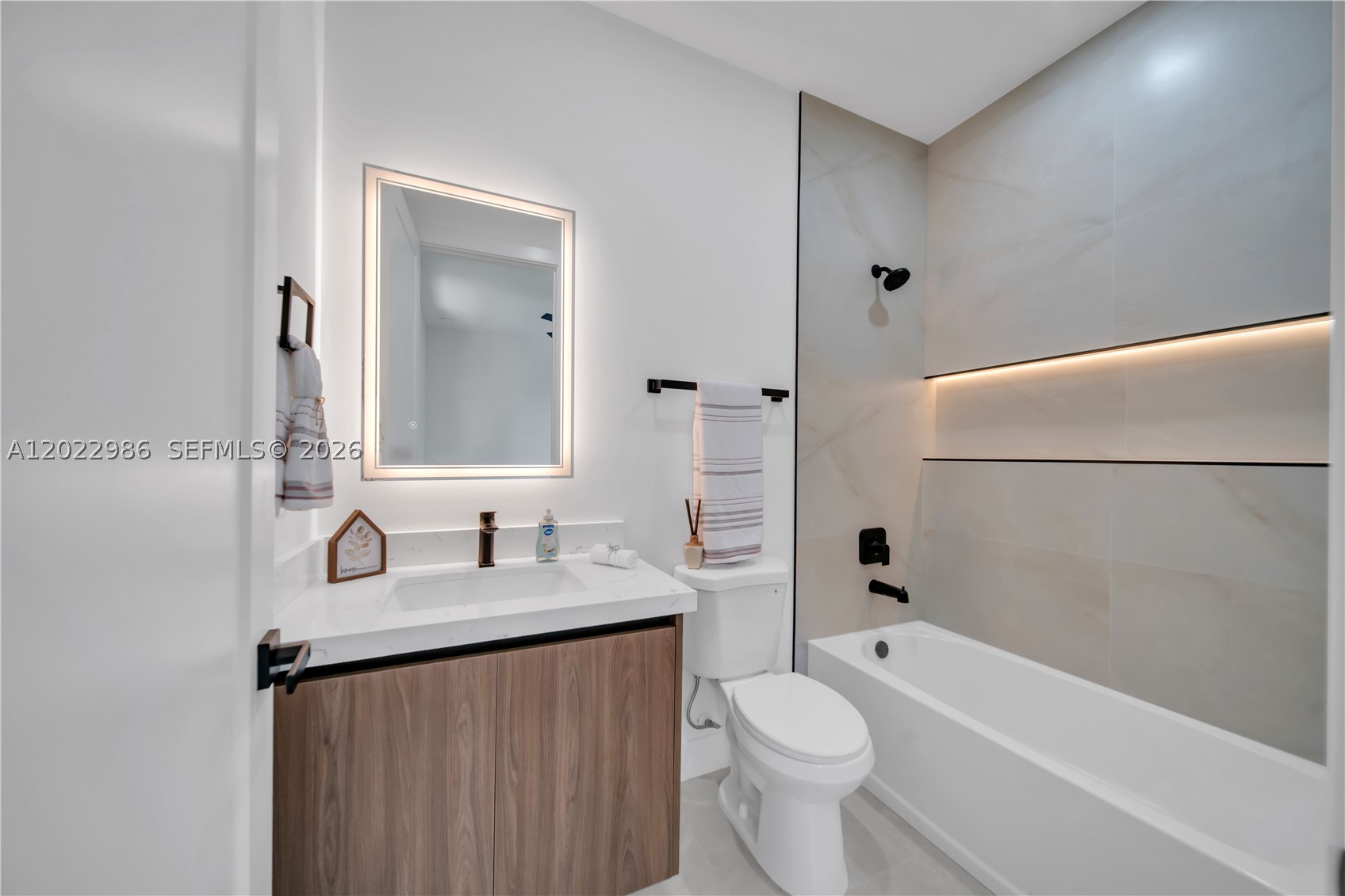 3508 Irma Avenue N Property Photo 25