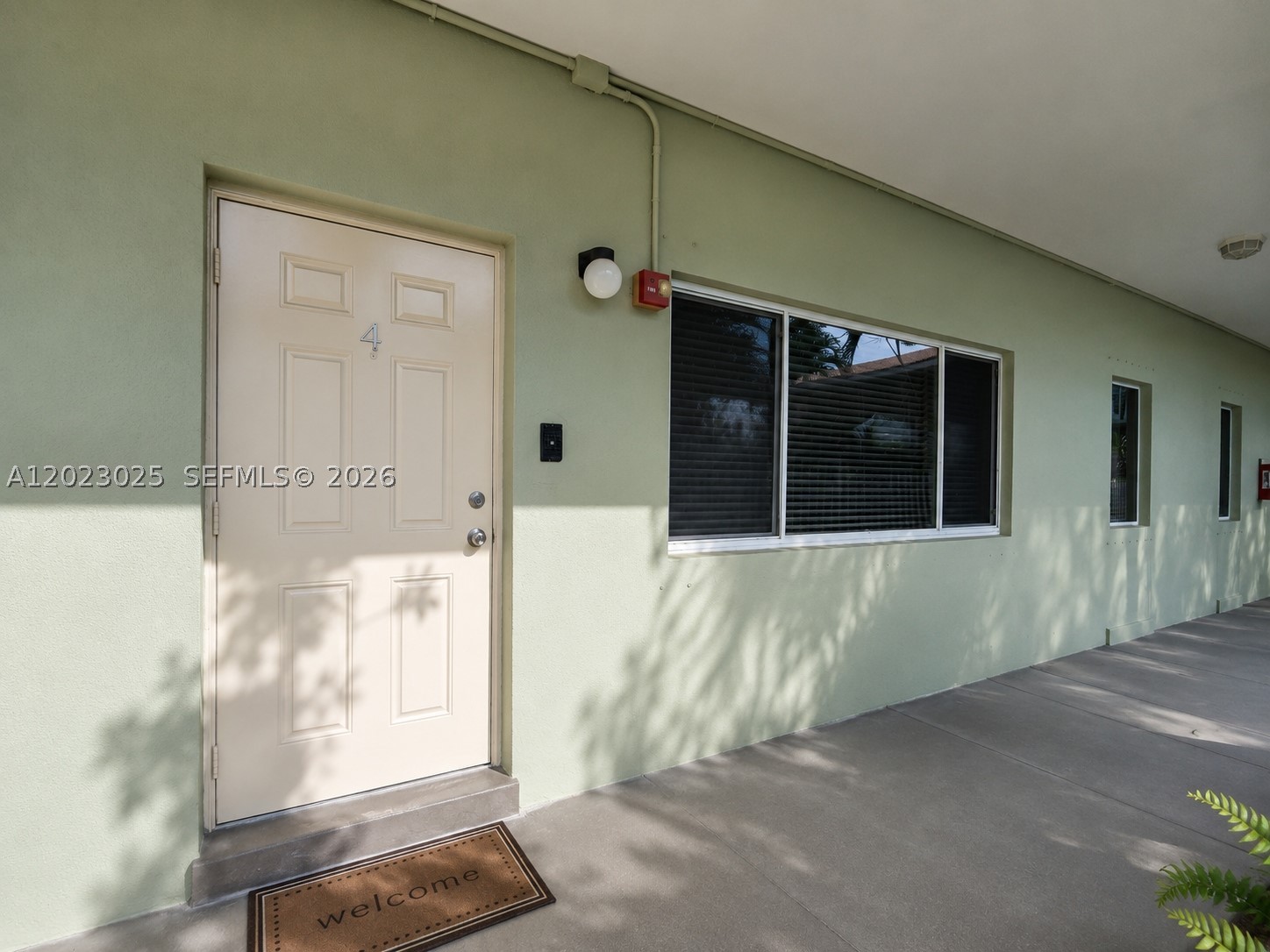 1423 Holly Heights Dr 4 Property Photo 5