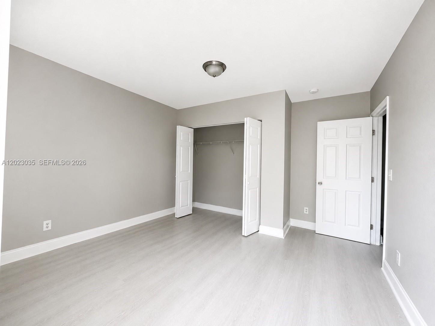 1920 Washington Ave 5 Property Photo 8