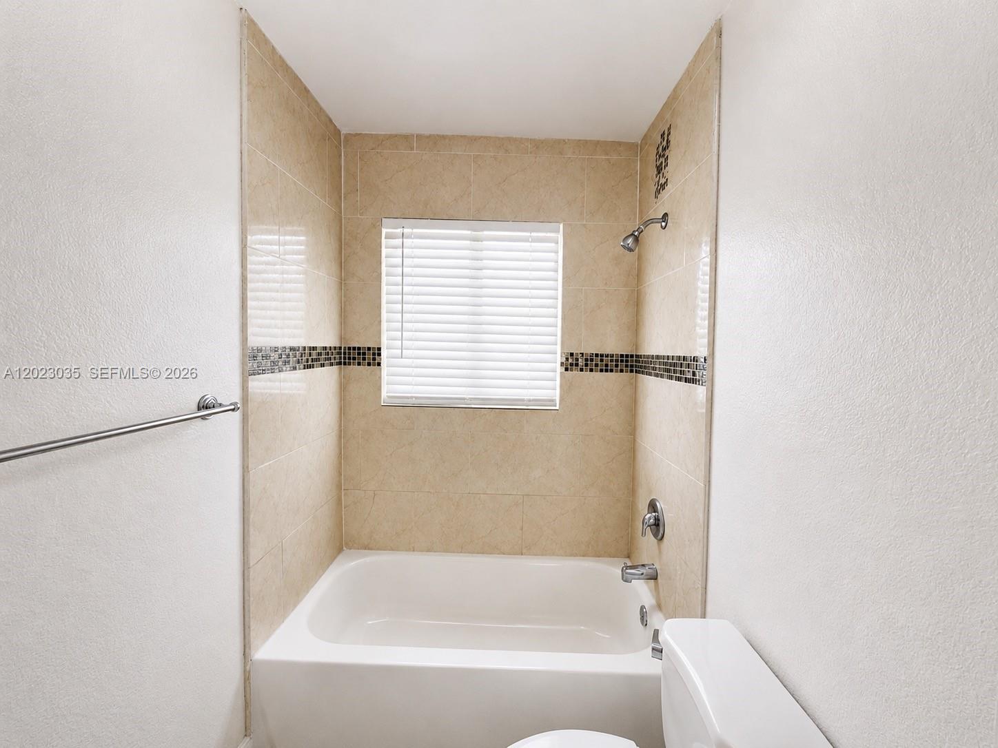 1920 Washington Ave 5 Property Photo 18