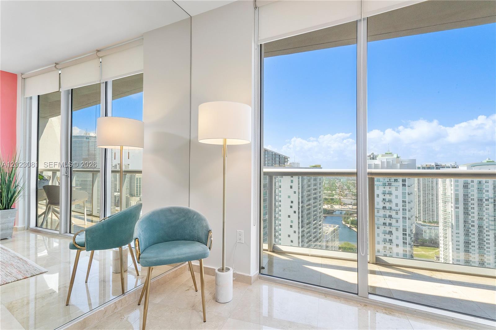 485 Brickell Ave 4206 Property Photo 4