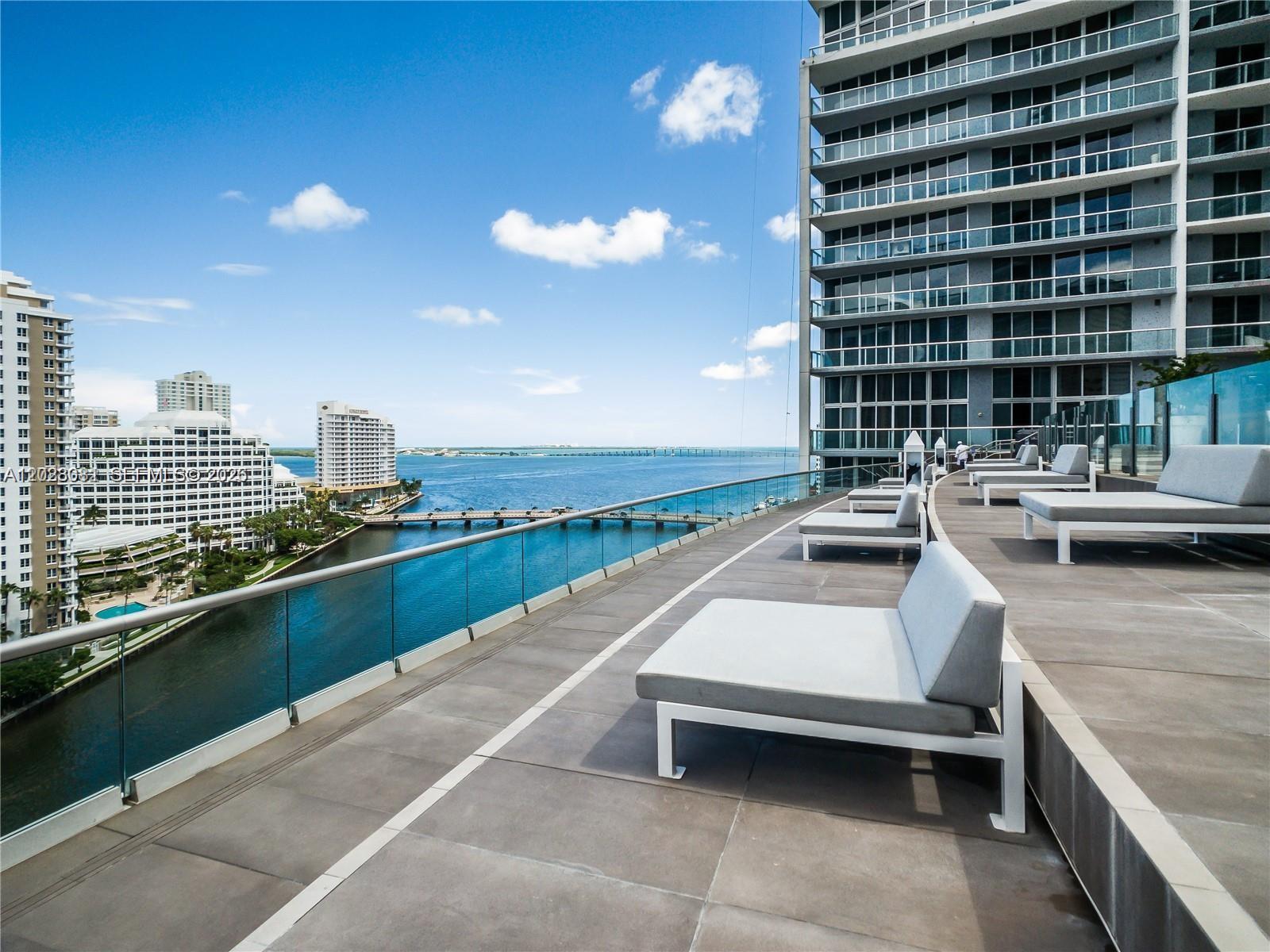 485 Brickell Ave 4206 Property Photo 31