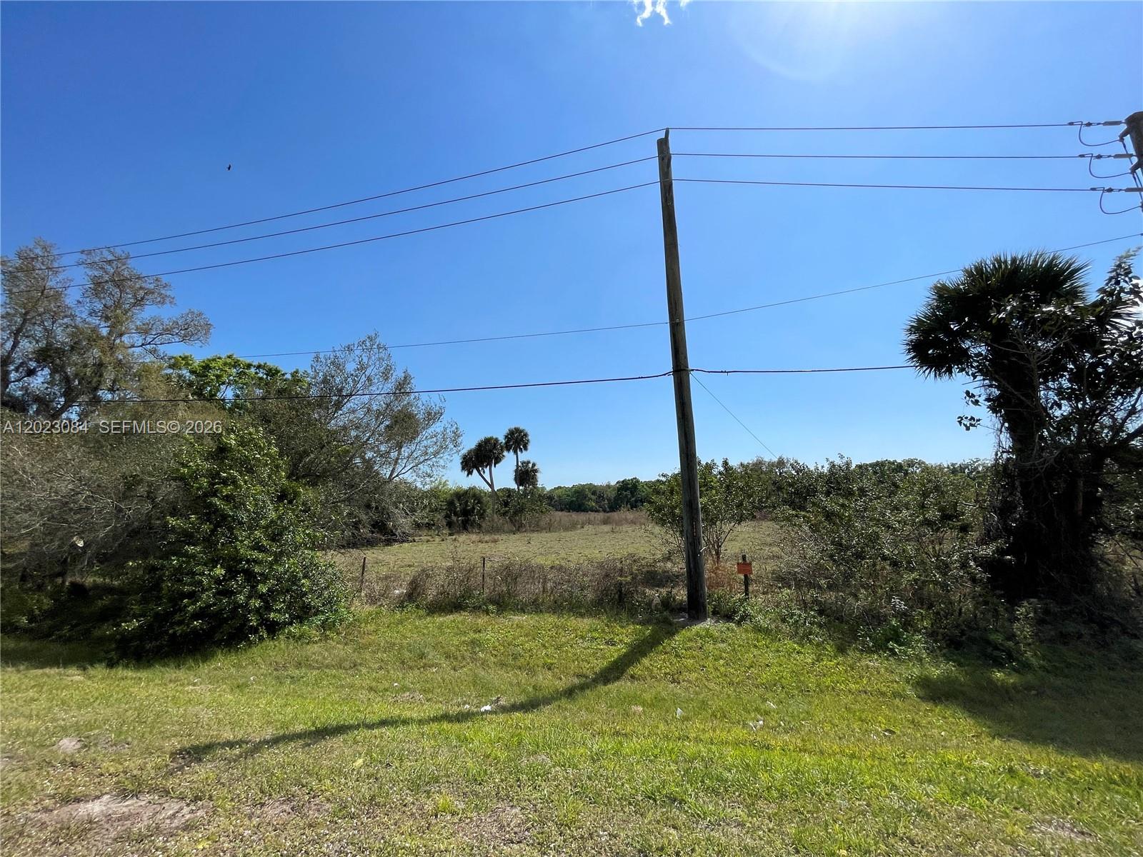 2358 E Sr 70 Property Photo 4