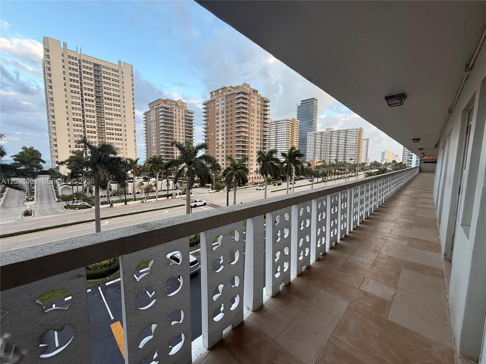 1893 S Ocean Dr 506 Property Photo 1