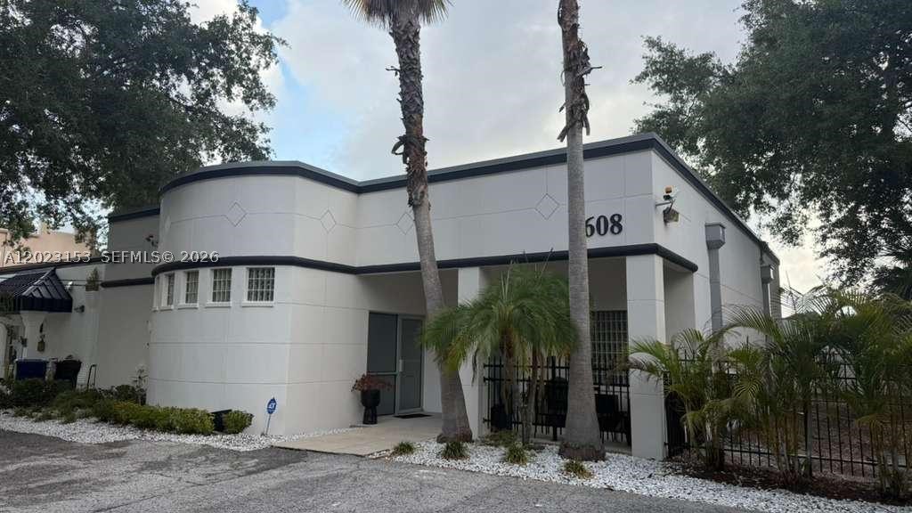 608 S Tampania Property Photo 1