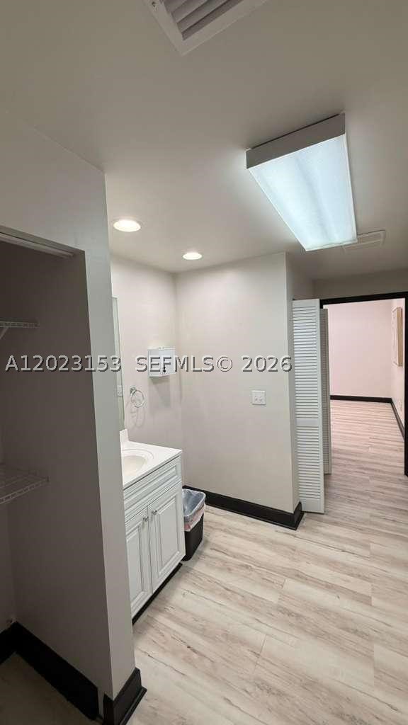 608 S Tampania Property Photo 19