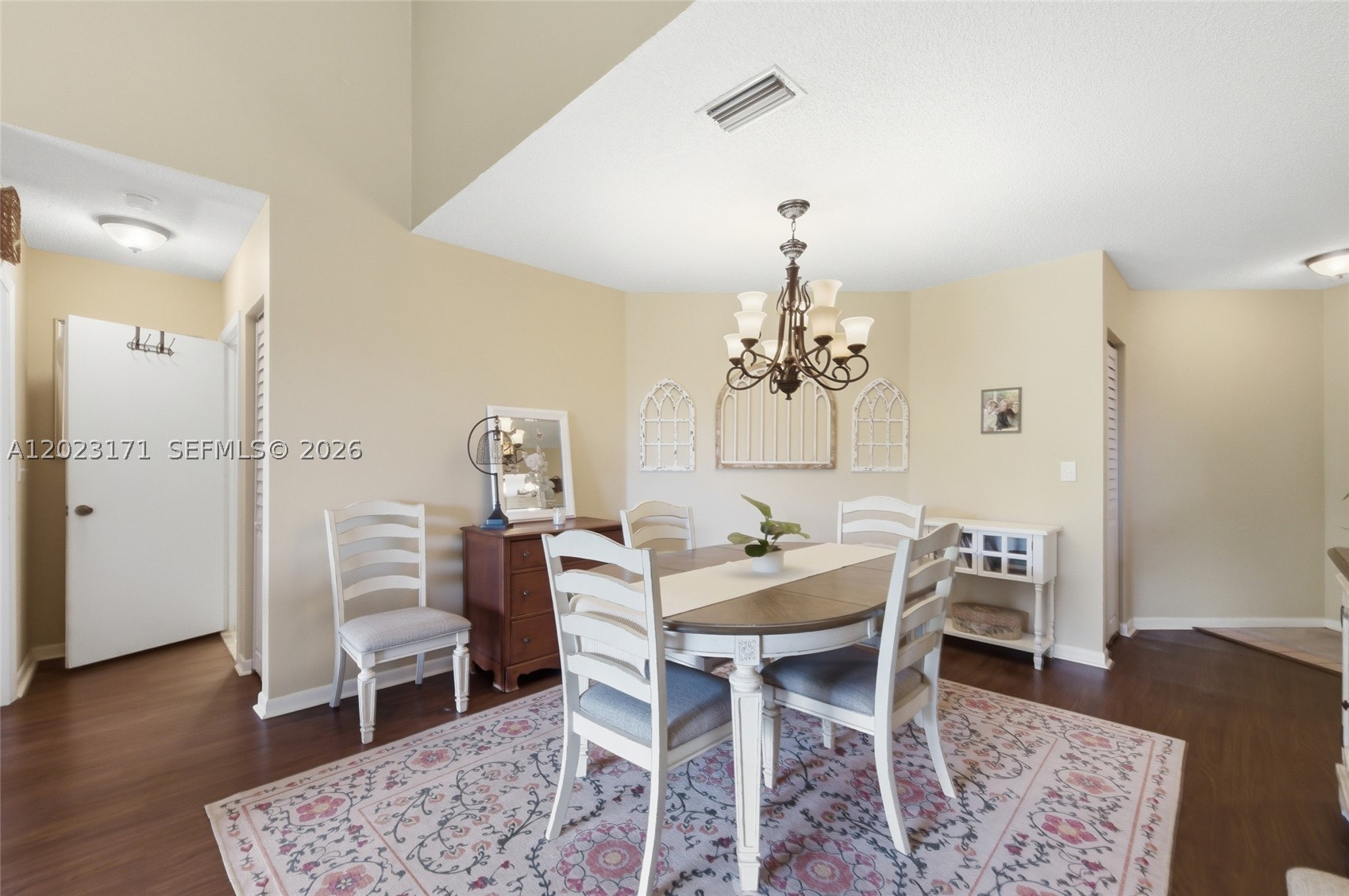 4111 Coral Tree Cir 327 Property Photo 4