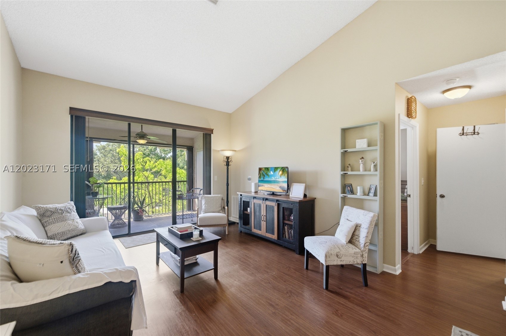4111 Coral Tree Cir 327 Property Photo 7