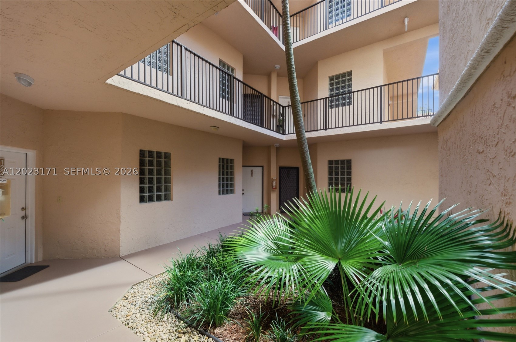 4111 Coral Tree Cir 327 Property Photo 21