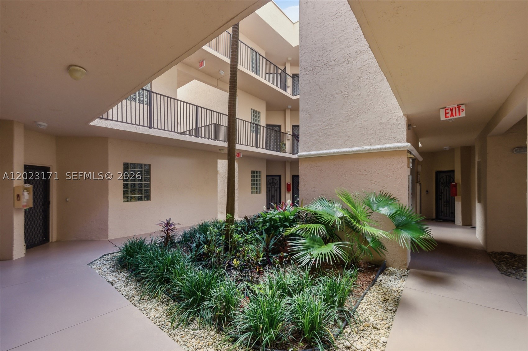 4111 Coral Tree Cir 327 Property Photo 22