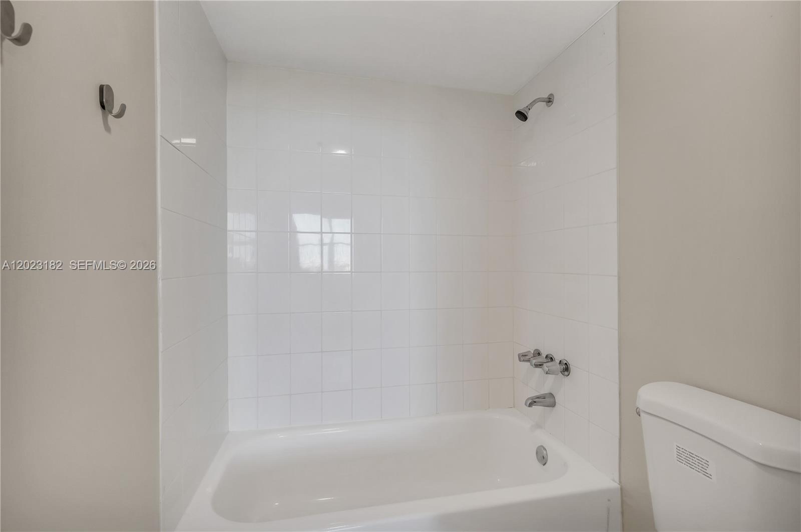 1300 Ne Miami Gardens Dr 714e Property Photo 25