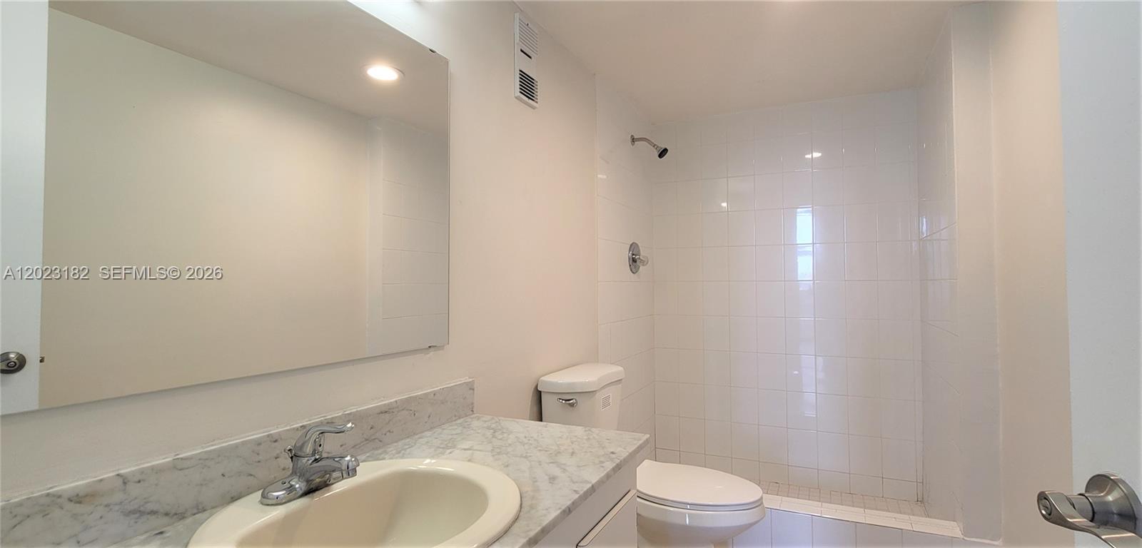 1300 Ne Miami Gardens Dr 714e Property Photo 29
