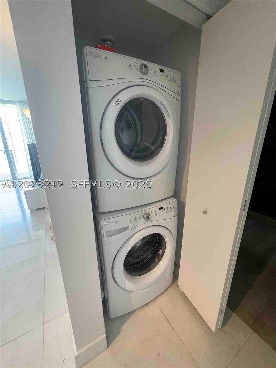 1300 Brickell Bay Dr 2304 Property Photo 11