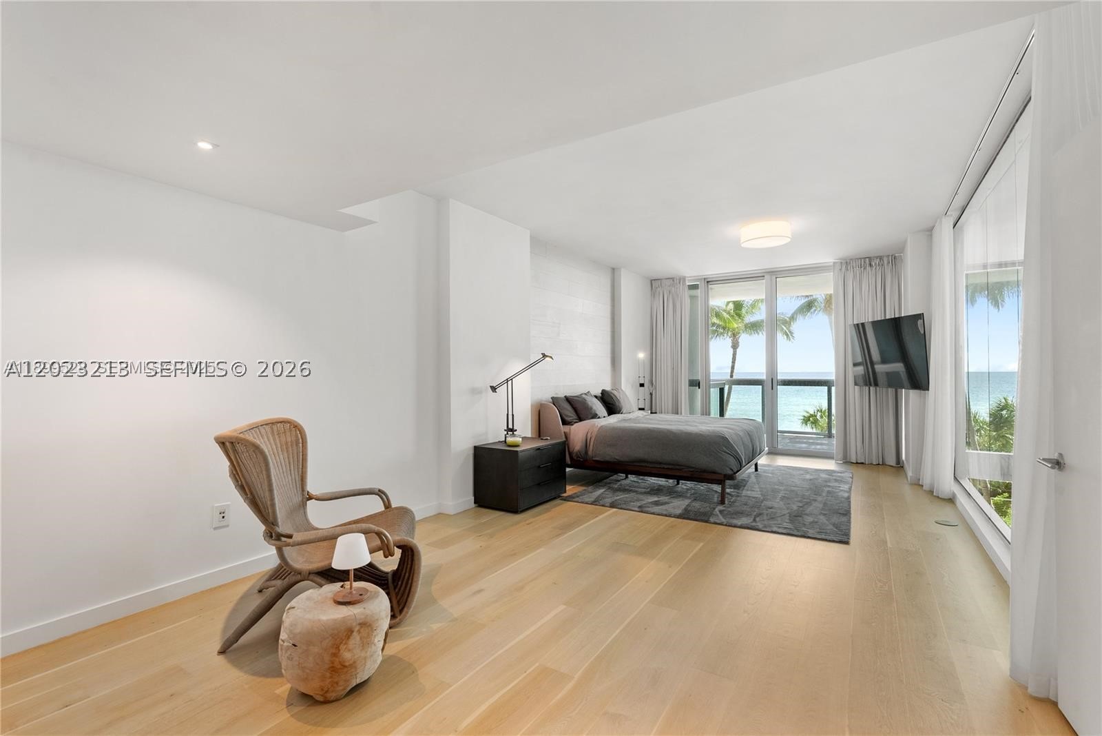 6899 Collins Ave 202 Property Photo 15