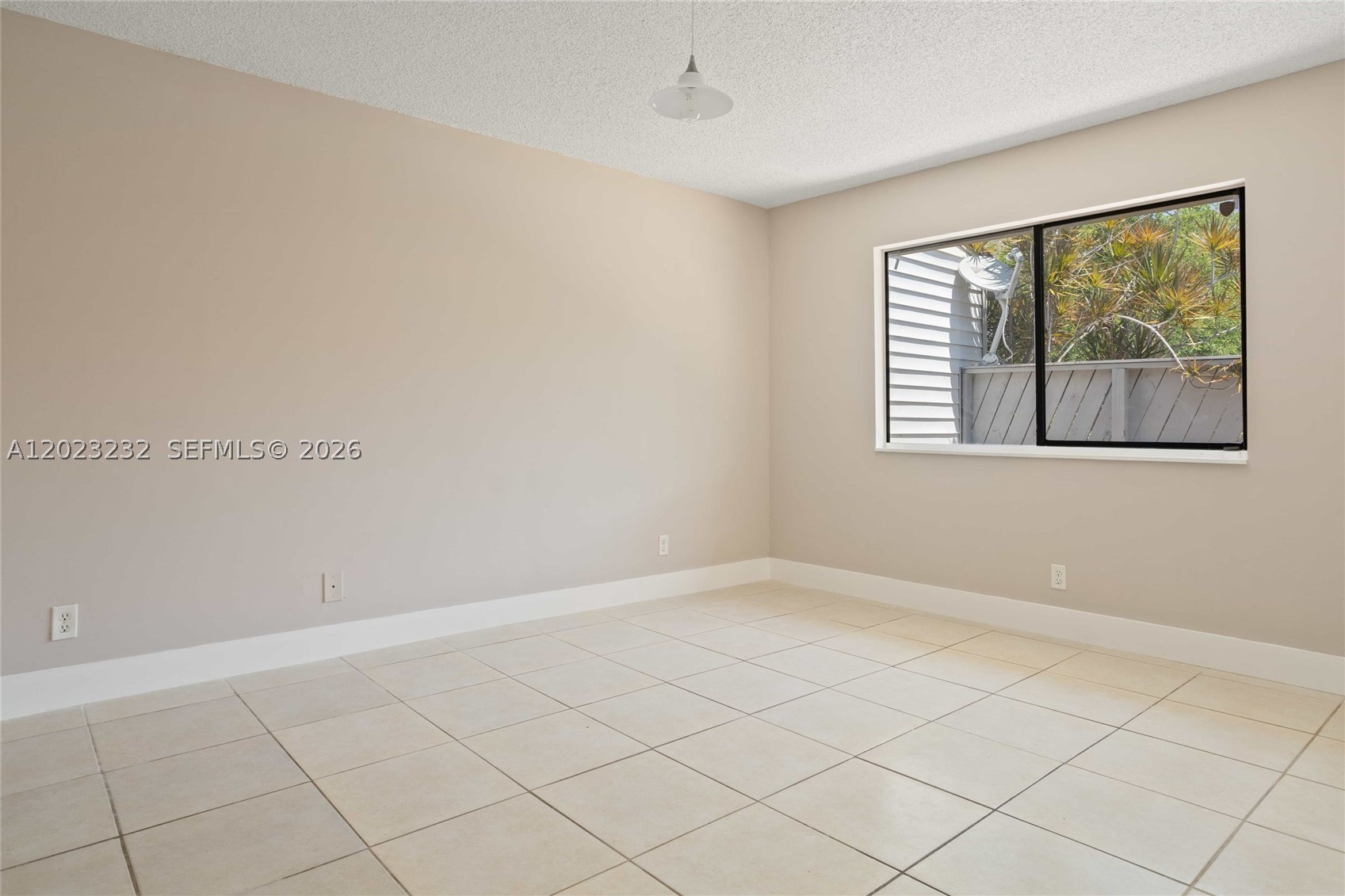 3633 Nw 99th Ter 7b Property Photo 17