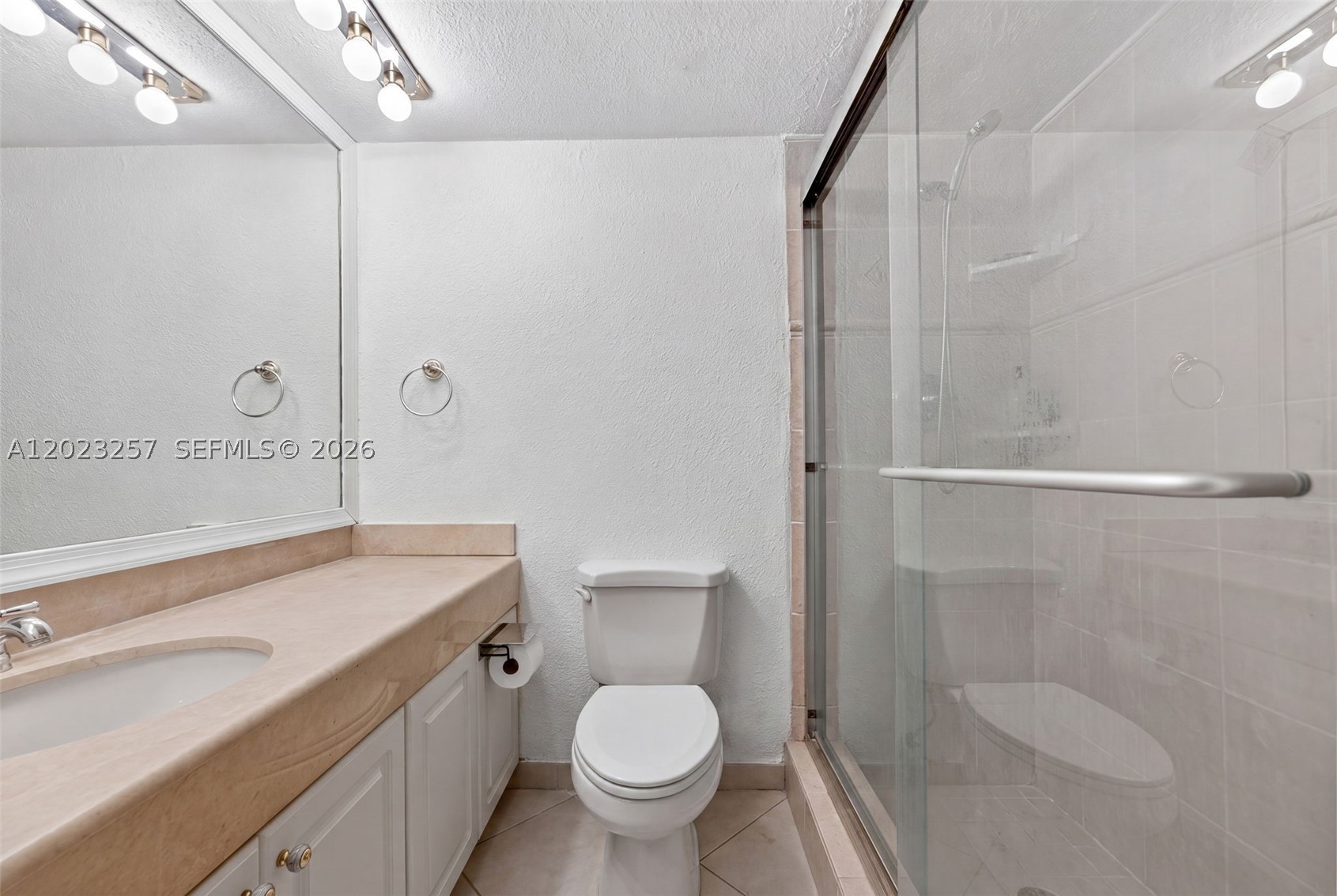 6770 Indian Creek Dr 5d Property Photo 7