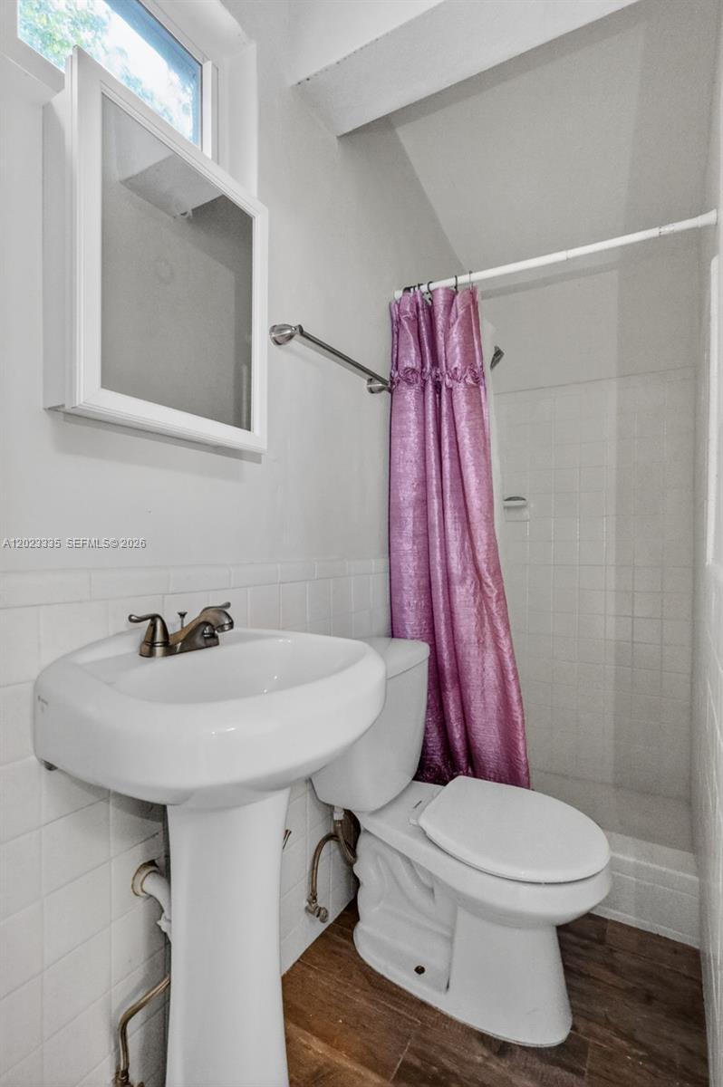2030 N 57th Ter Property Photo 19