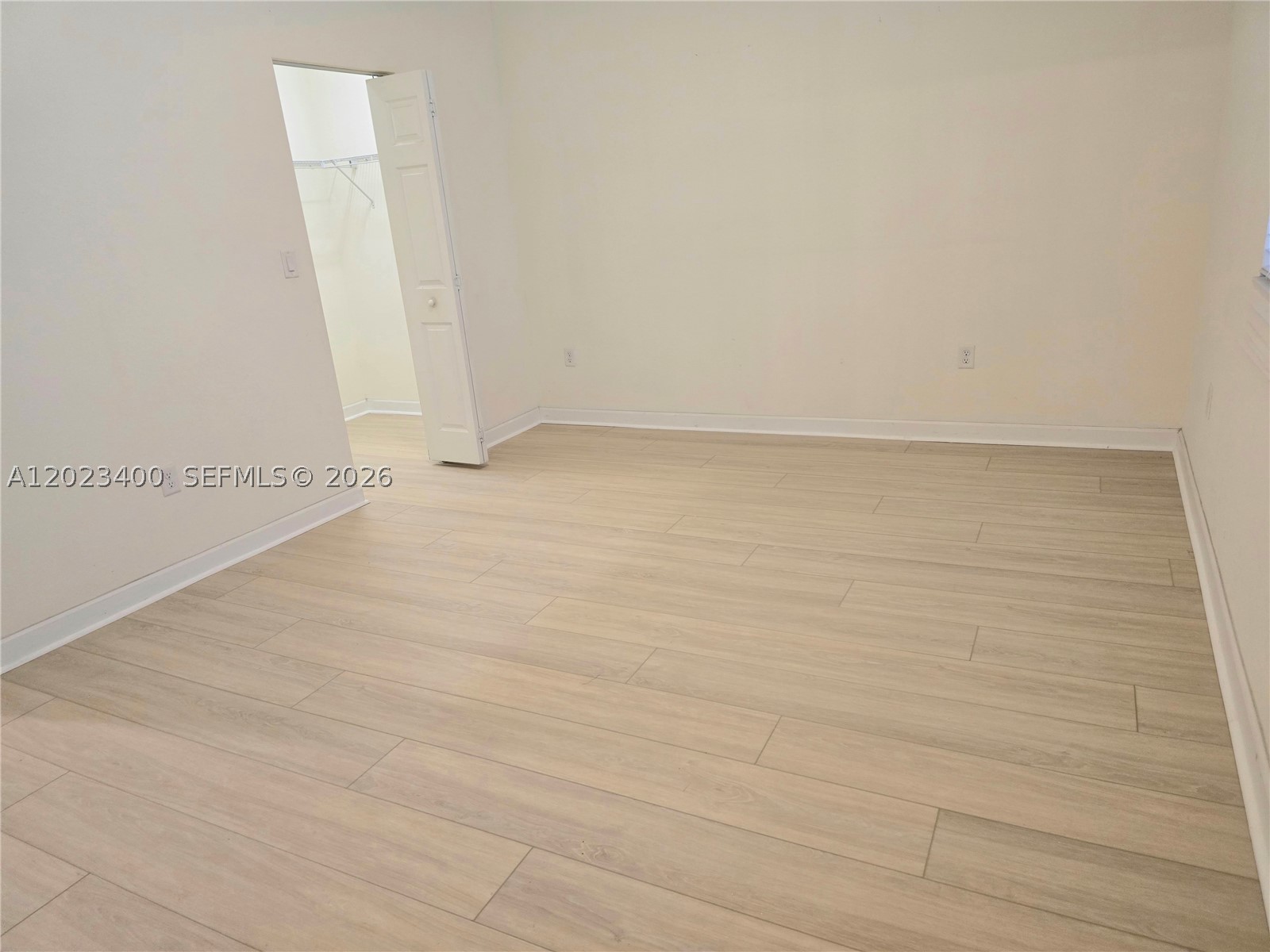 9261 W 33rd Way Property Photo 10